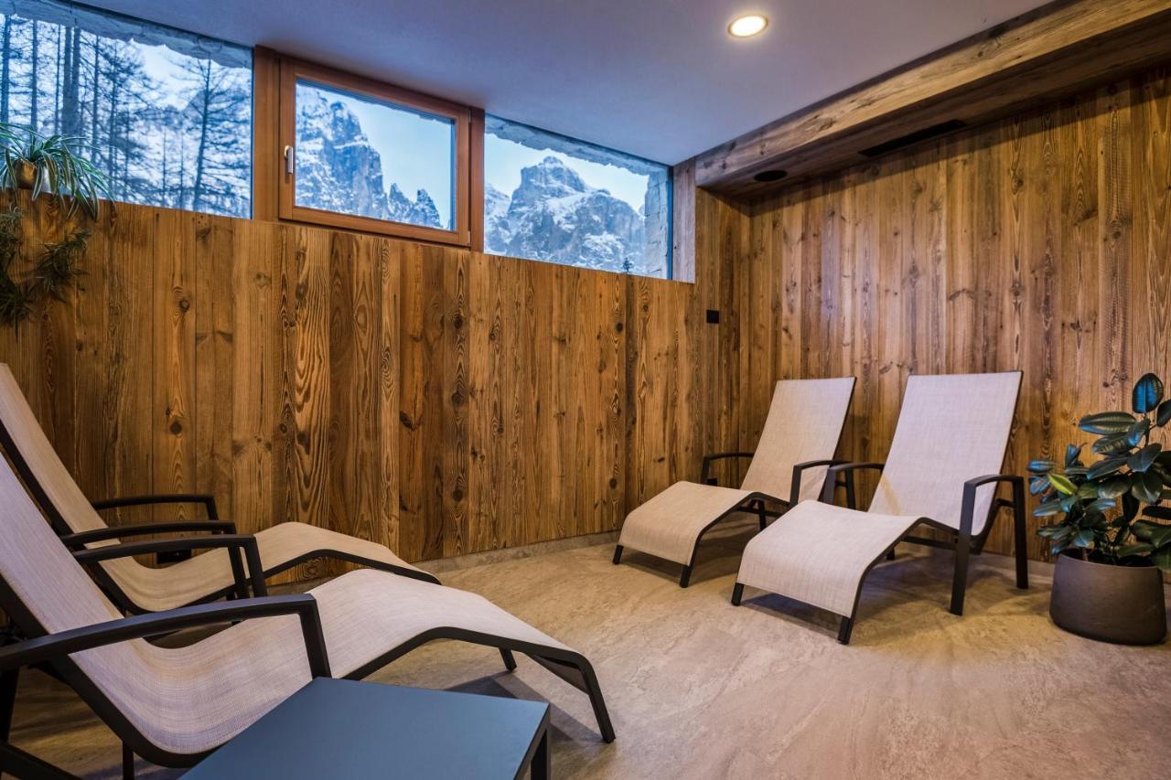 Garni Larix Hotel Colfosco Exterior photo
